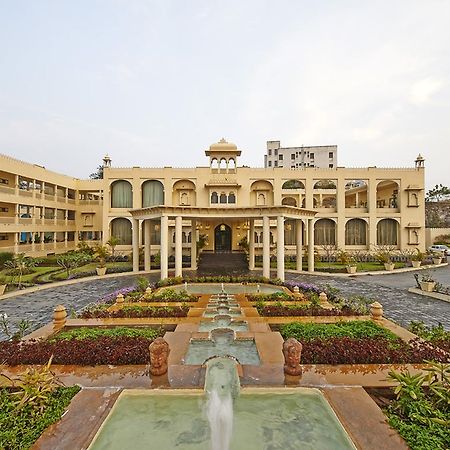 Hotel Club Mahindra Udaipur Exterior foto